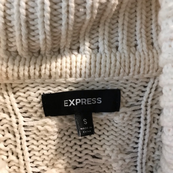 Express Sweater - Picture 3 of 4